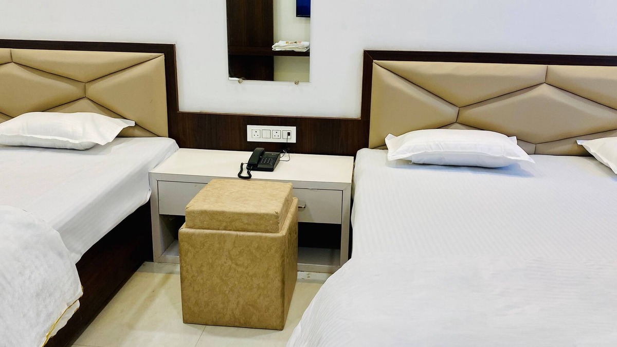 Khandwa Hotel | Hotel Shree Rameshwaram