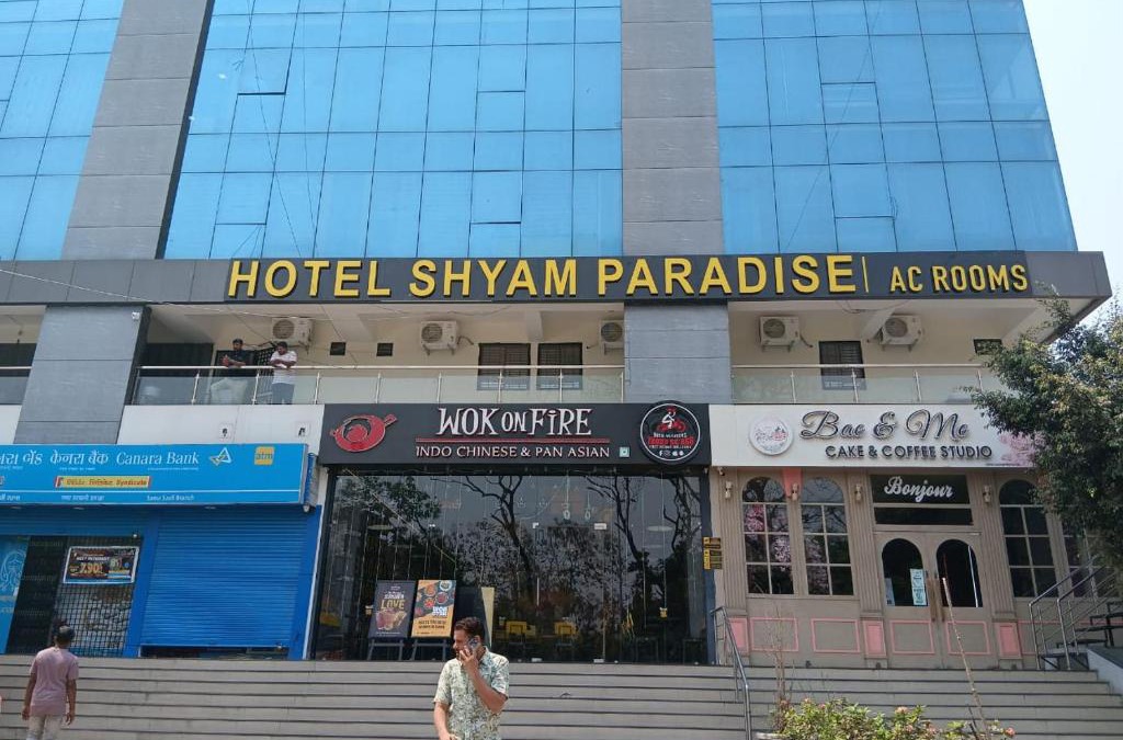 Savli Hotel | Hotel Shyam Paradise