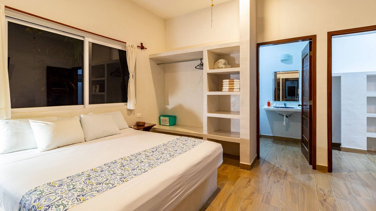 Mario Villanueva Madrid Hotel | Hotel & Suites Oasis Bacalar "Suite Toucan"