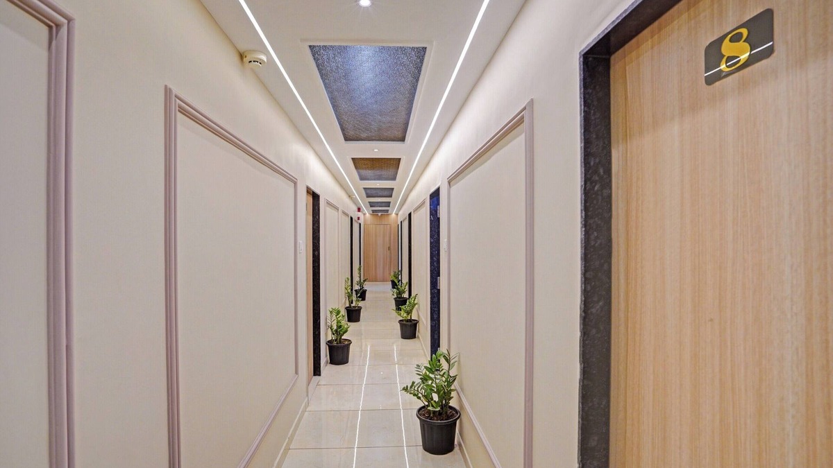 Adajan Hotel | Hotel Sukoon, Best Luxurious Hotel Rooms In Surat City Center