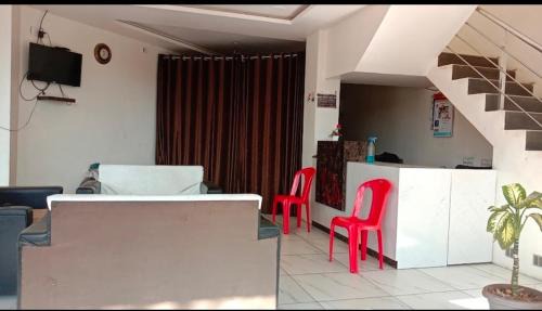 Thandla Hotel | Hotel Suraj palace Thandla