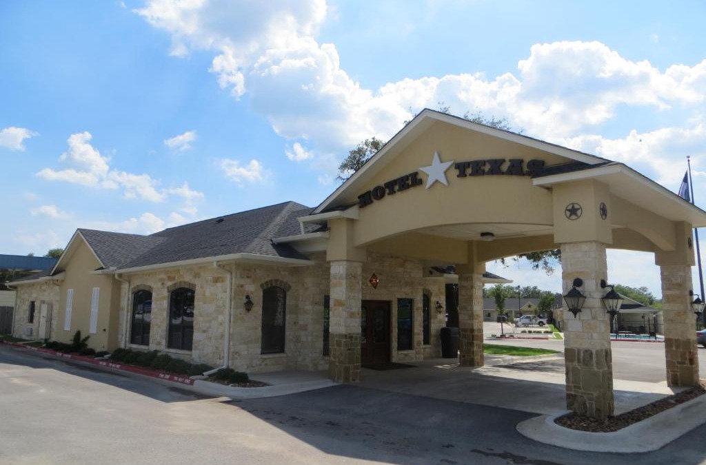 Cuero Hotel | Hotel Texas Cuero