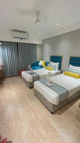Surat Hotel | Hotel The Excellency