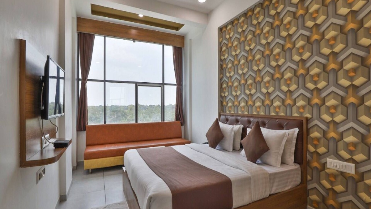 Mahesana Hotel | Hotel The Global Point