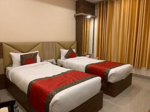 Robertsganj Hotel | Hotel The Grand by Nexottel