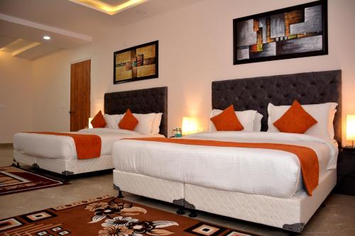 Mehandipur Hotel | Hotel The Grand