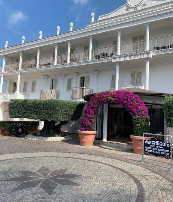 Varcaturo Hotel | Hotel Tiffany