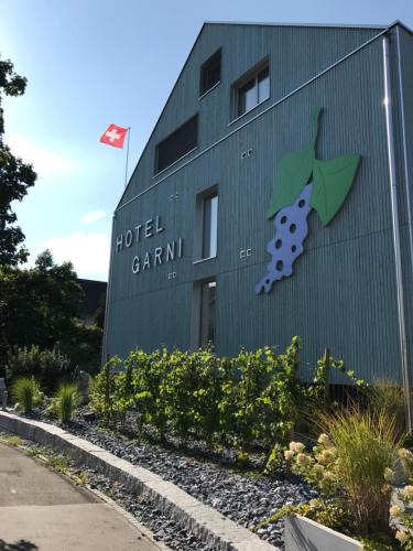 Kuttigen Hotel | Hotel Traube Garni