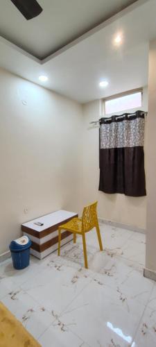 Sanawad Hotel | Hotel Vansh Palace