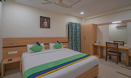 Vijayawada Apartment | Hotel Vasanth Maarg by Livewell