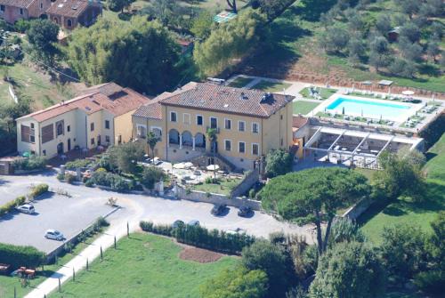 San Lorenzo a Vaccoli Hotel | Hotel Villa Cheli