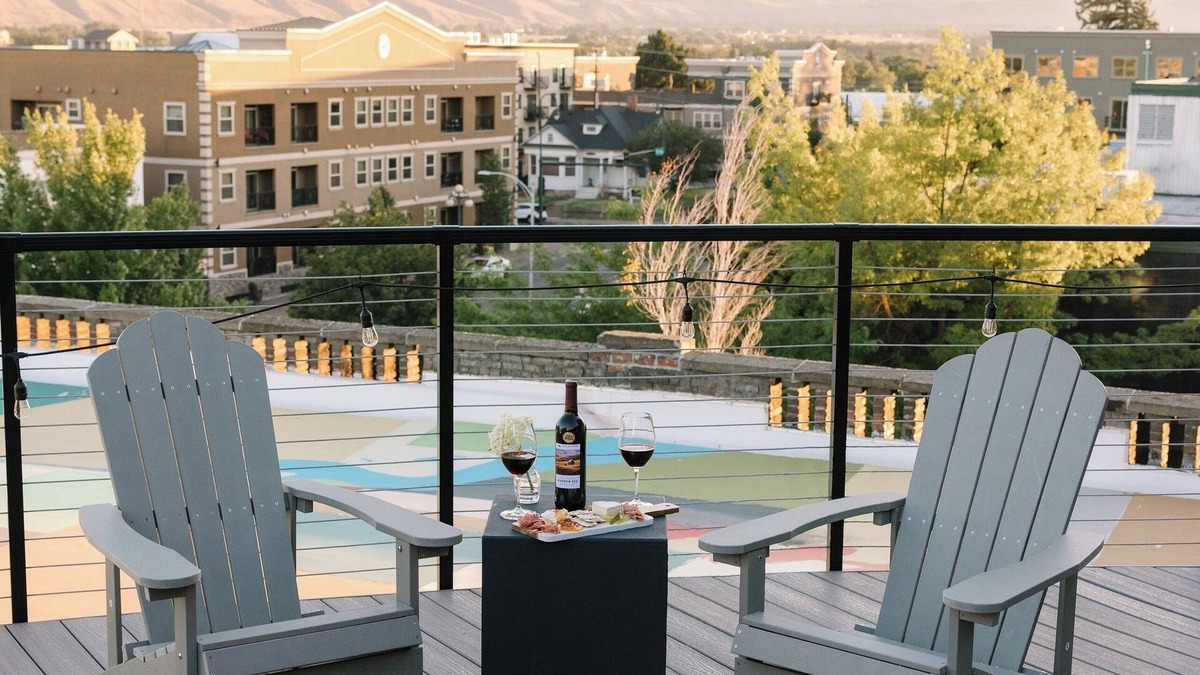 Ellensburg Hotel | Hotel Windrow Downtown Ellensburg