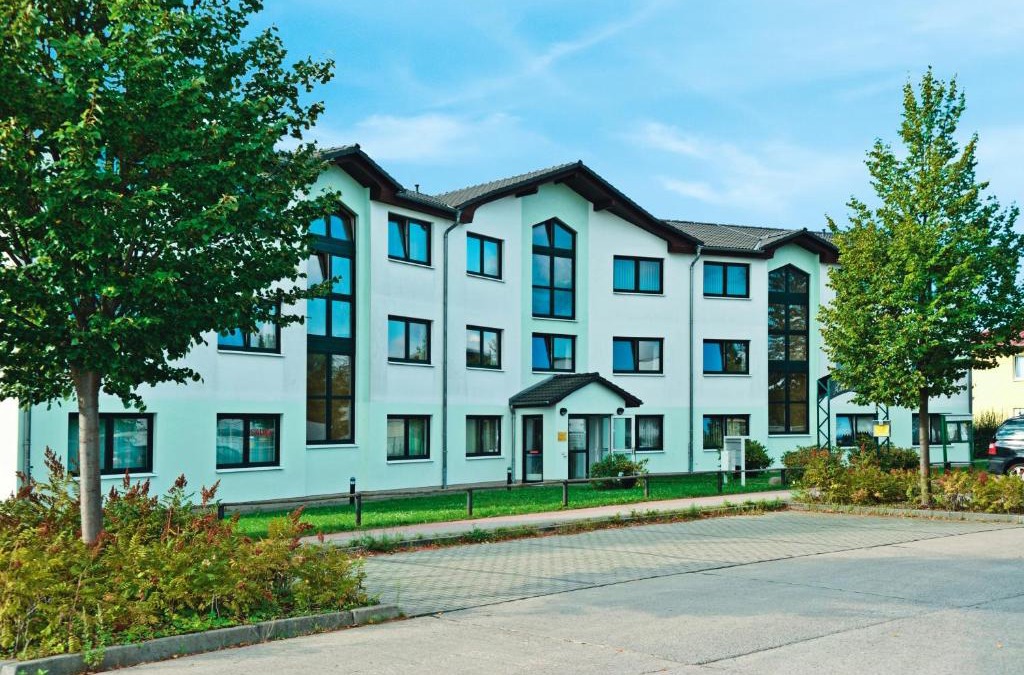 Hoppegarten House | Hotel Zum Grünen Tor