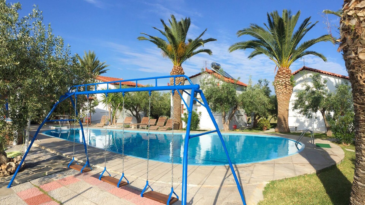 Paralio Astros House | houdis House - Family House with Garden and Pool