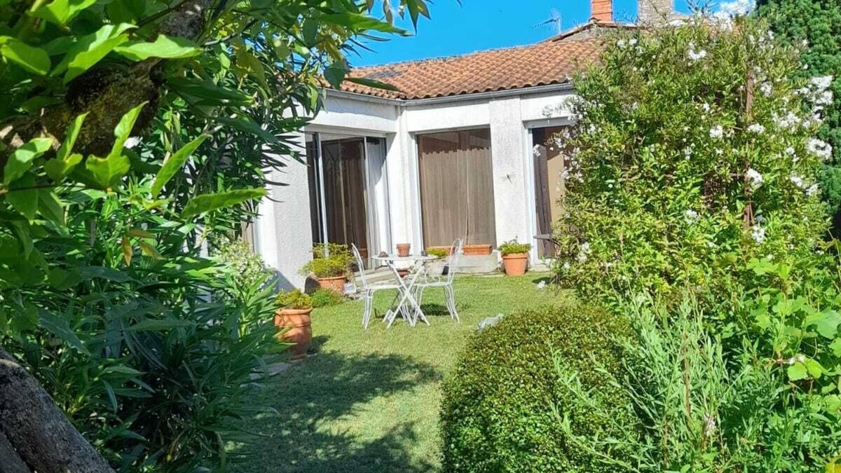 Bourcefranc-le-Chapus House | House 10 minutes from Ile d'Oléron
