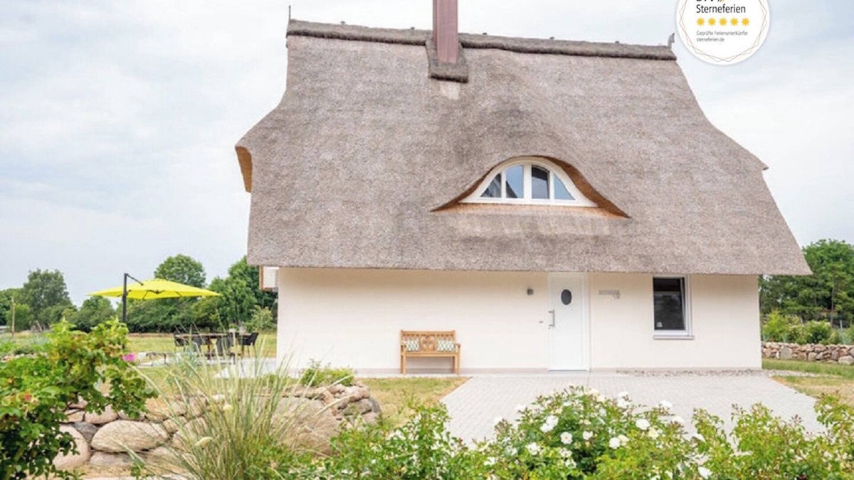 Am Salzhaff House | House 10 "Seegras" - Holiday home with sauna and fireplace