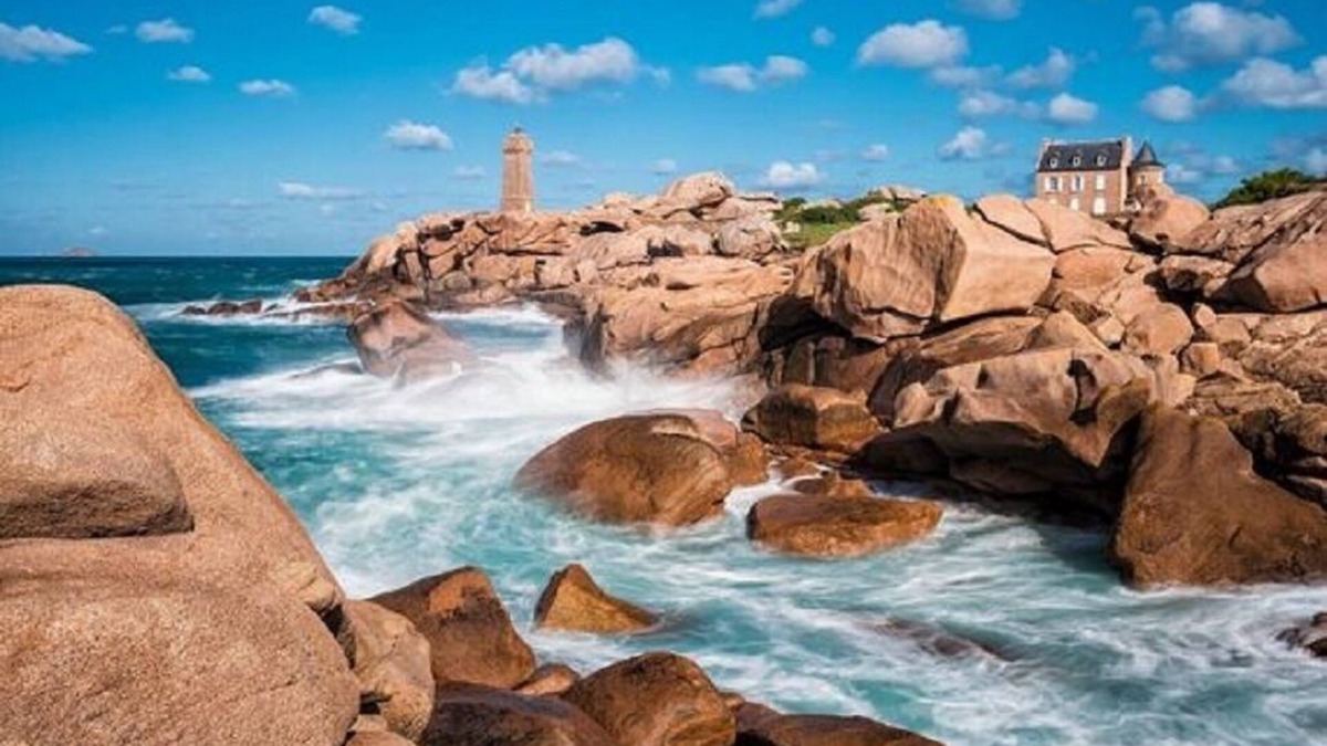 Trevou-Treguignec House | House 2-4 persons 5min walk from the beach - sea view !