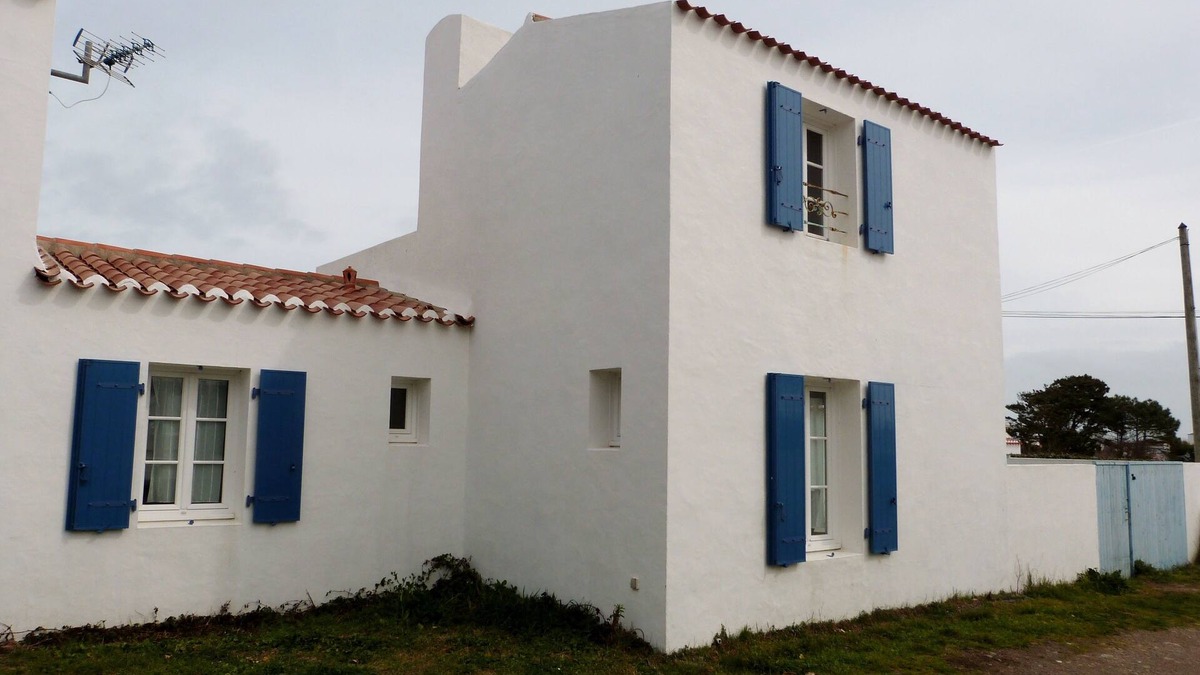 Ile d'Yeu House | House 4 persons 700m port Joinville 100m from the sea