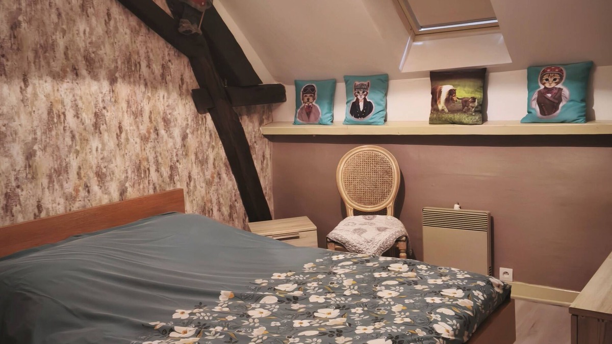 La Nocle-Maulaix Bed & Breakfast | House 40 minutes from Moulins and Le Pal theme park. Small dogs accepted.