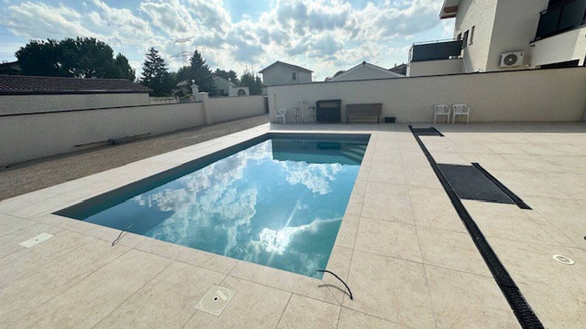 Satolas-et-Bonce Apartment | House 70 with 8 bedrooms lechaffardcom