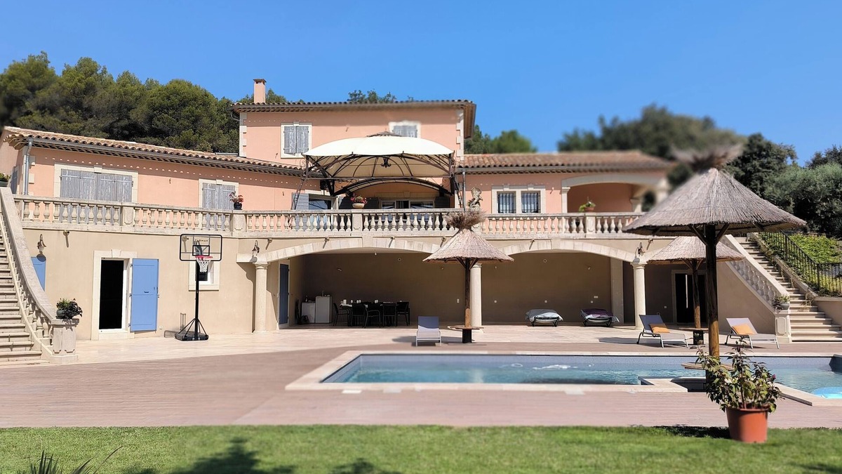 Puyvert Villa | House at the foot of the Luberon with swimming pool 5 minutes from the village of Lourmarin,