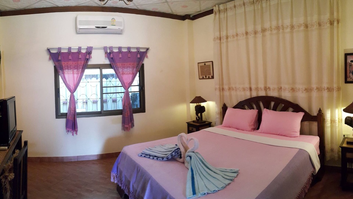 Rayong Bed & Breakfast | House Bali 26-1 Double bed