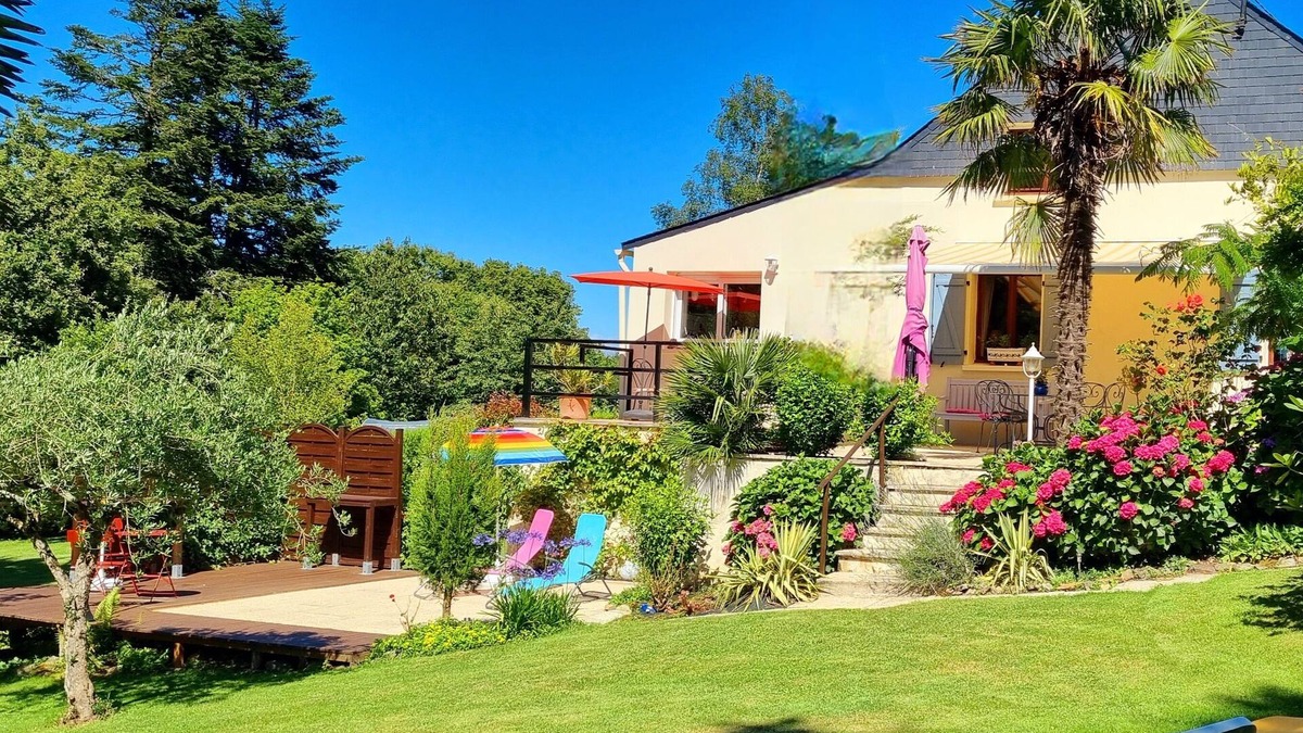 Ferel House | HOUSE BETWEEN TERRE AND SEA
