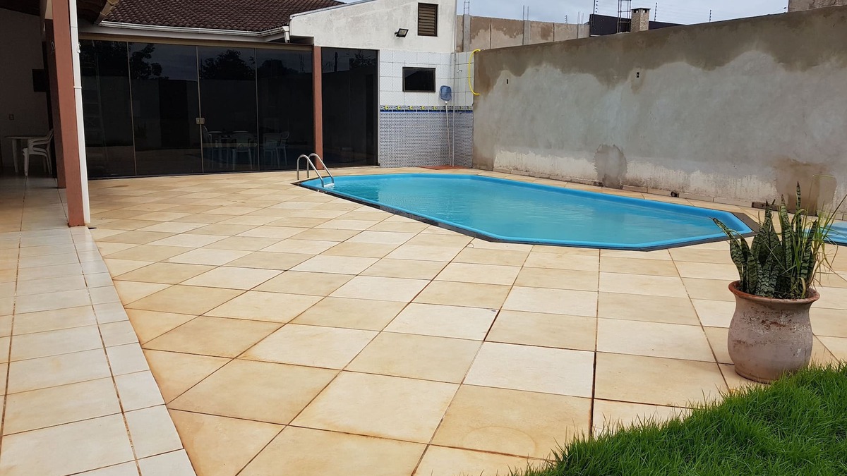 Foz do Iguacu House | House with 1 suite, 1 bedroom and pool in Foz do Iguaçu.