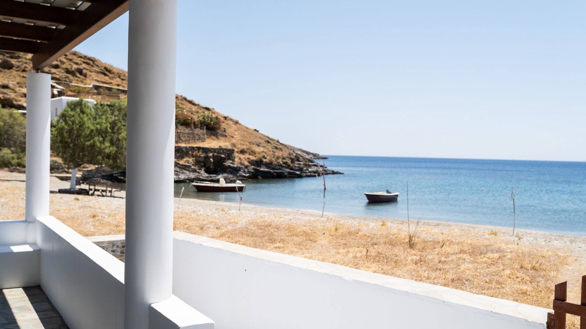 Kithnos Cottage | HOUSE BY THE SEA