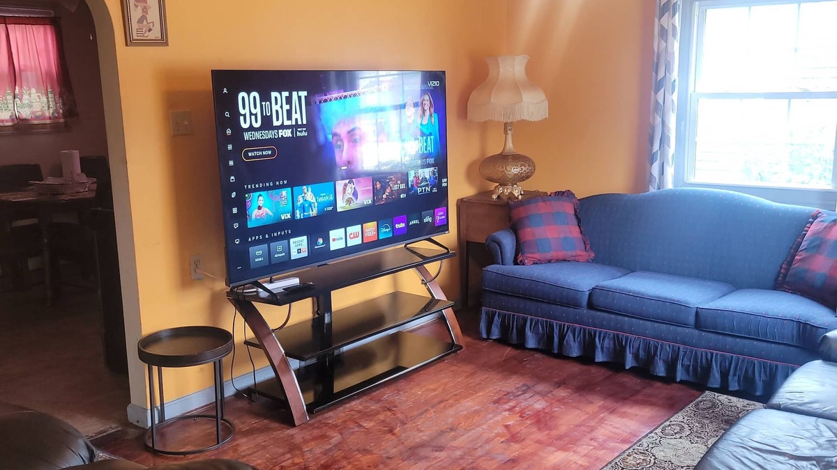 Aliquippa Apartment | House can sleep 8 or more people