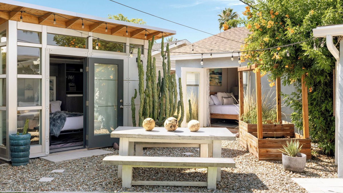 Cavalier Vista House | House + Casita, Swim Machine, Heated Pool, Spa, Near Old Town Scottsdale
