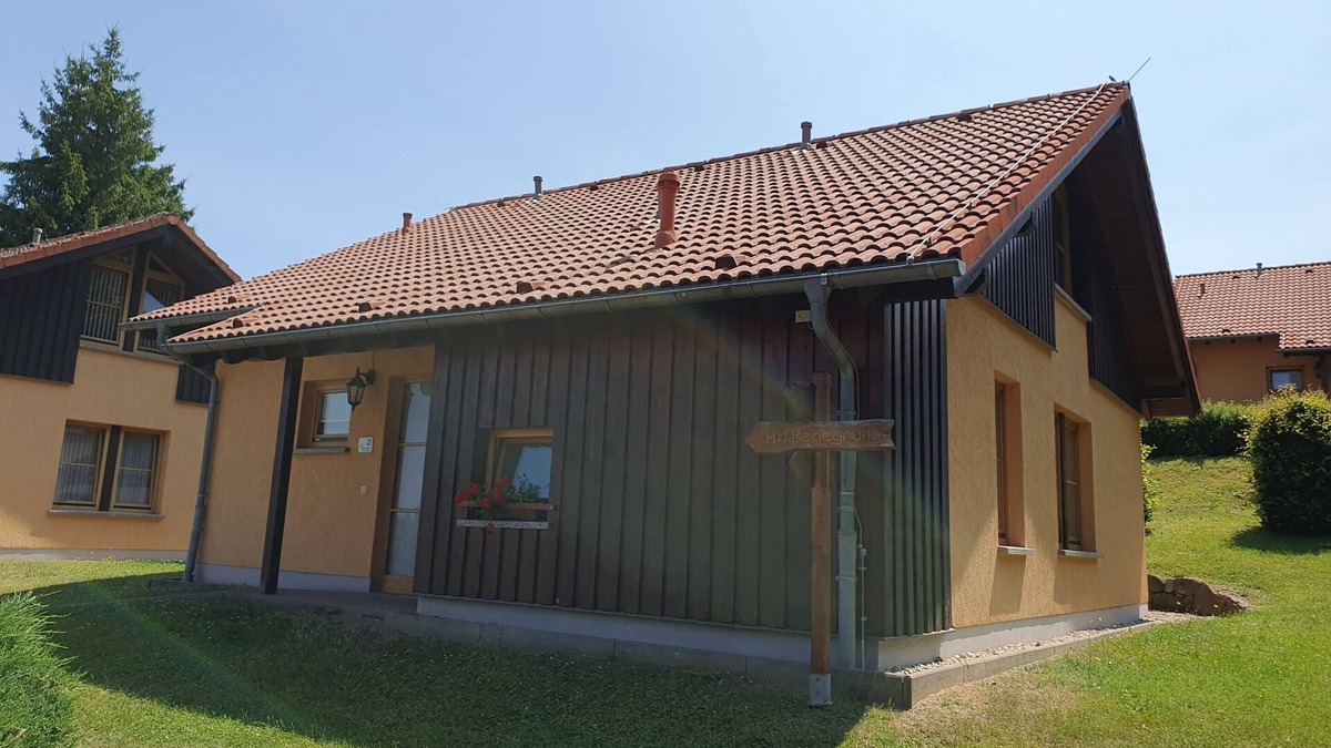 Neuscheidenbach House | House-Comfort-Ensuite with Shower-Einzelhaus