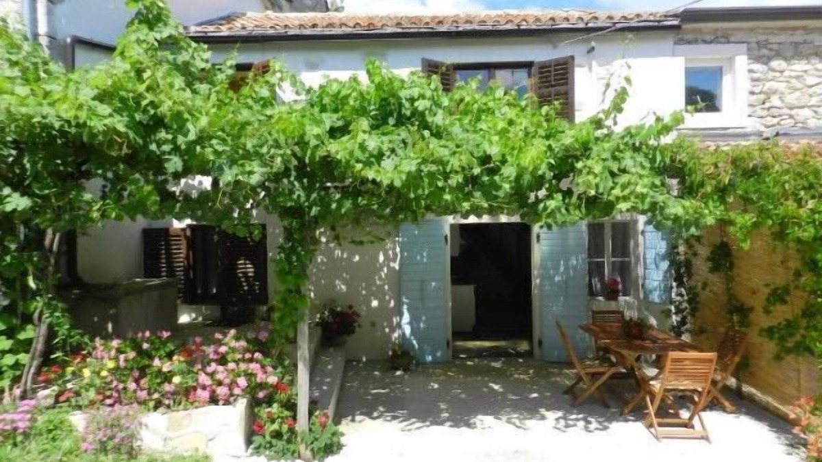 Lindar House | House Elena (75591-K1) - Lindar