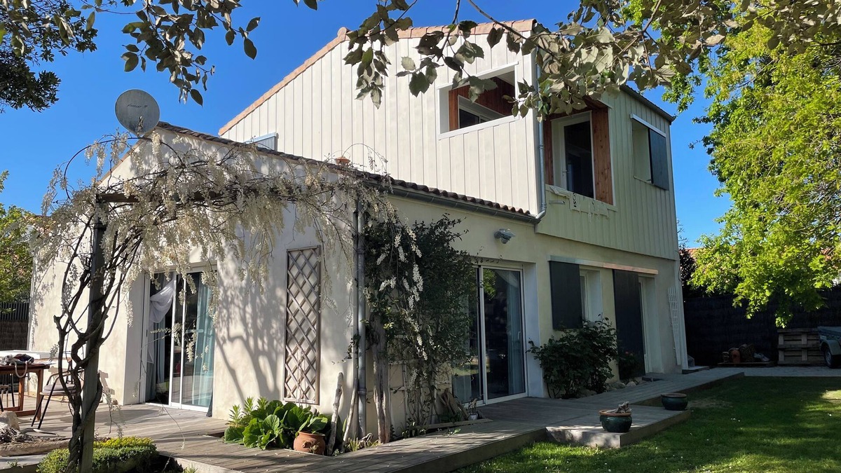 Vaux-sur-Mer House | House, enclosed garden 200 m from the beach, rated 4*.