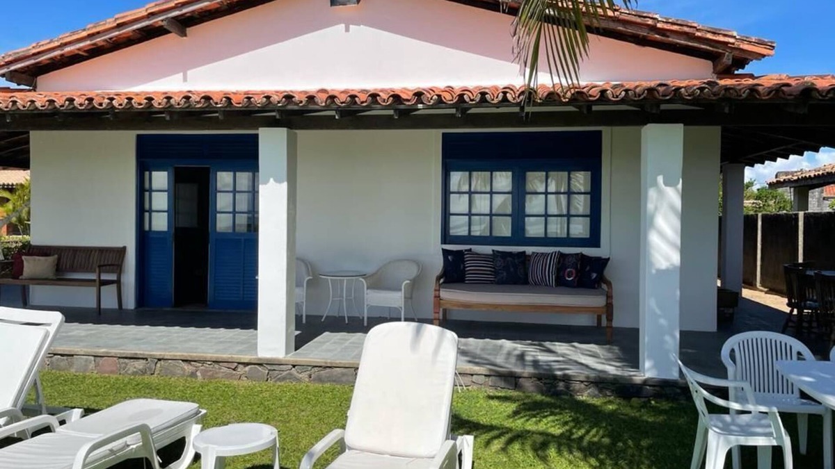 Barra do Gil House | House facing the sea and on the best beach in Penha
