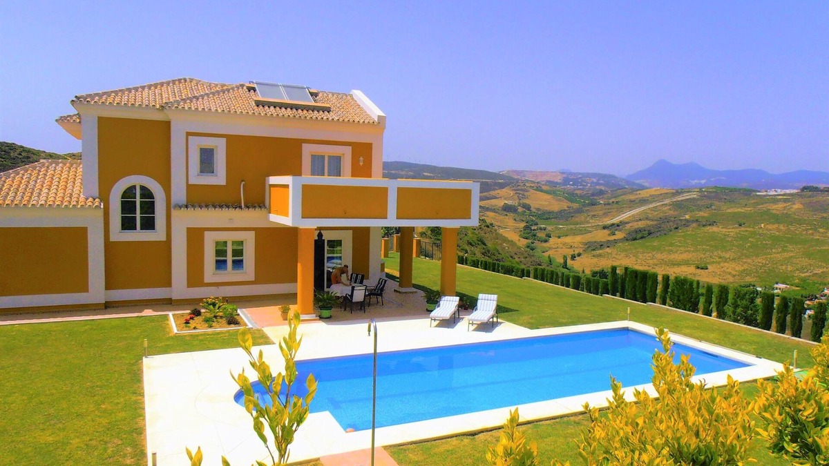 Alcorrin House | House for 8 guests with 370m² in Alcorrín (117665)