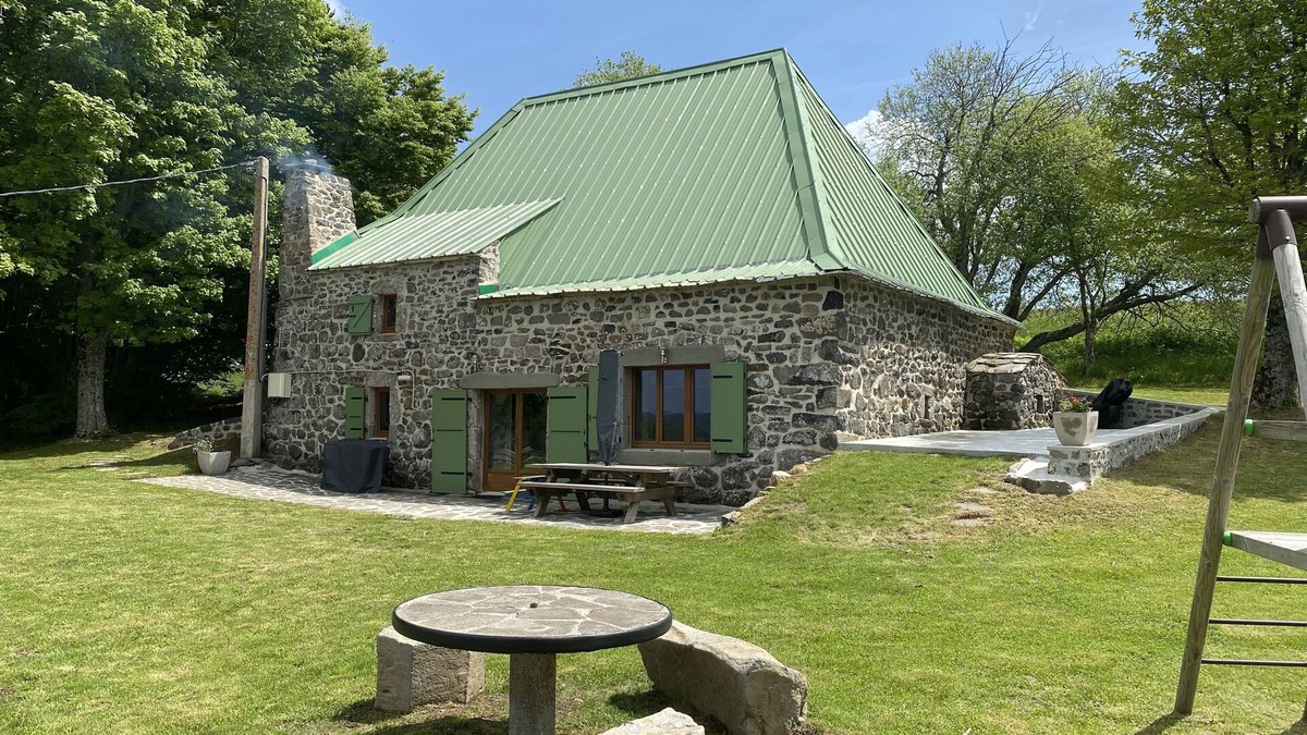 Montagne d'Ardeche House | House for rent in the Ardèche mountains