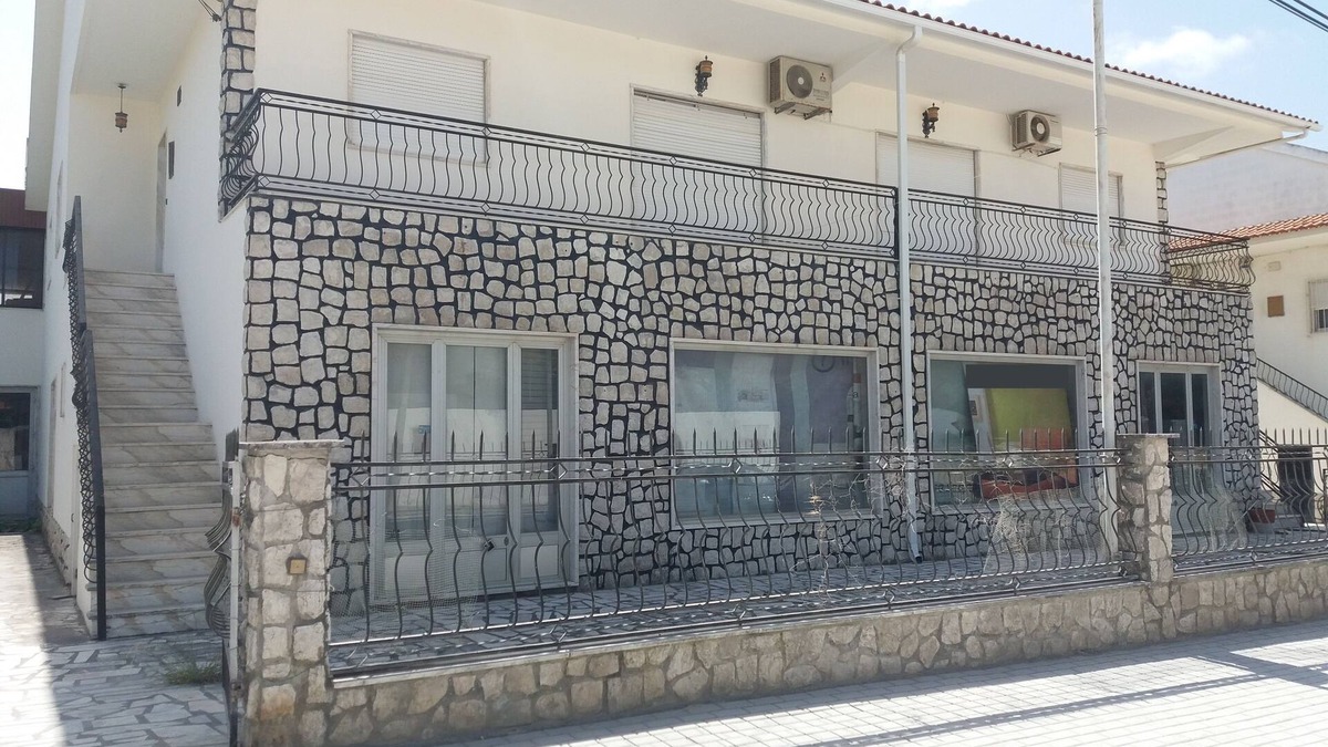 Fernao Ferro House | House for rent near the best beaches