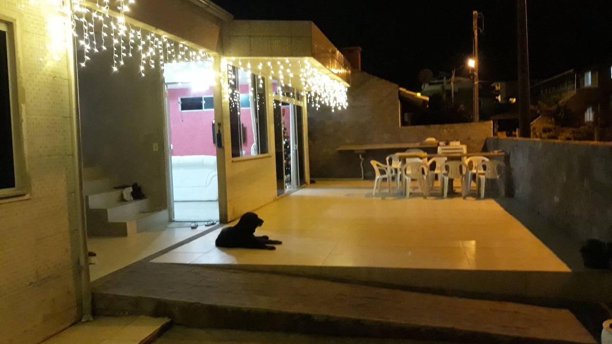 Santinho House | House for seasonal guests.