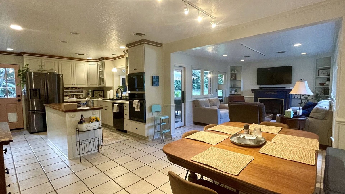 Blacksburg House | House for Special Events