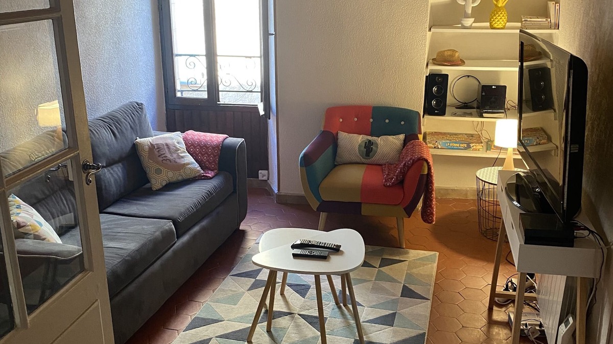 Regusse House | House