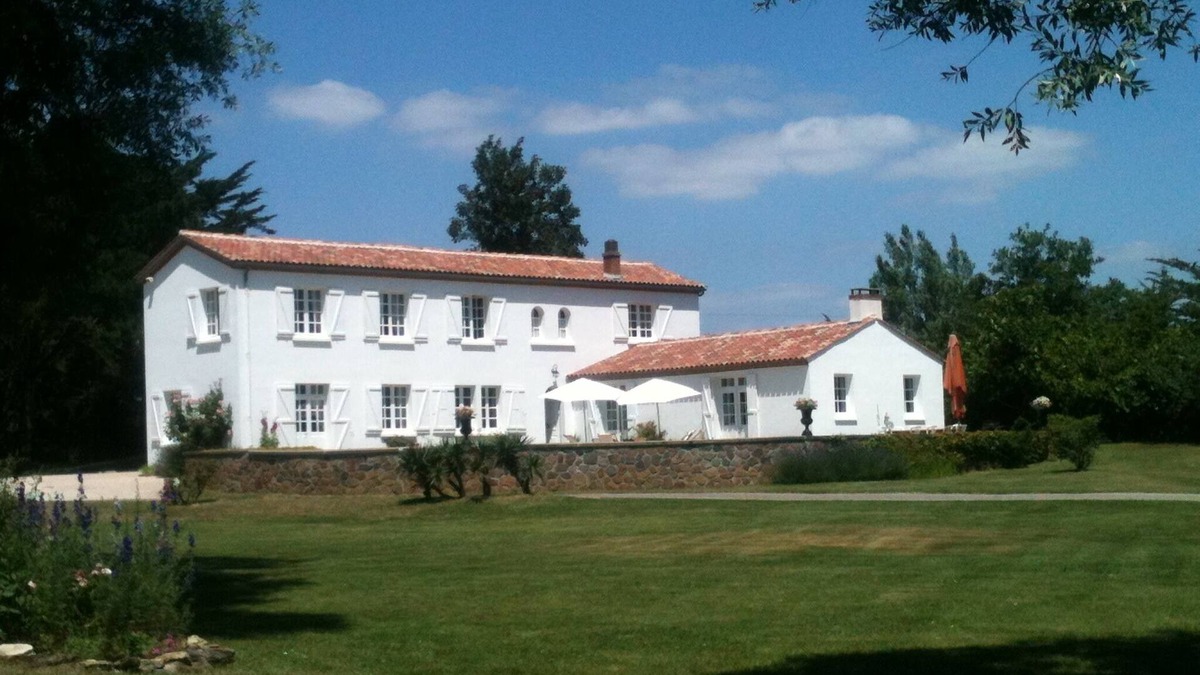 Saint-Gilles-Croix-de-Vie House | House with character in private 5-hectare estate, 400m to beach, 10 km from golf