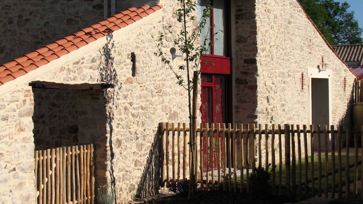 Les Clouzeaux Cottage | House Gîte Vendée La Roche sur Yon Indoor heated swimming pool