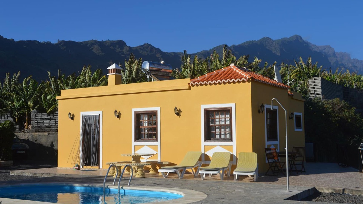 Tazacorte House | House in a quiet place with beautiful views of the sea and La Caldera de Taburiente