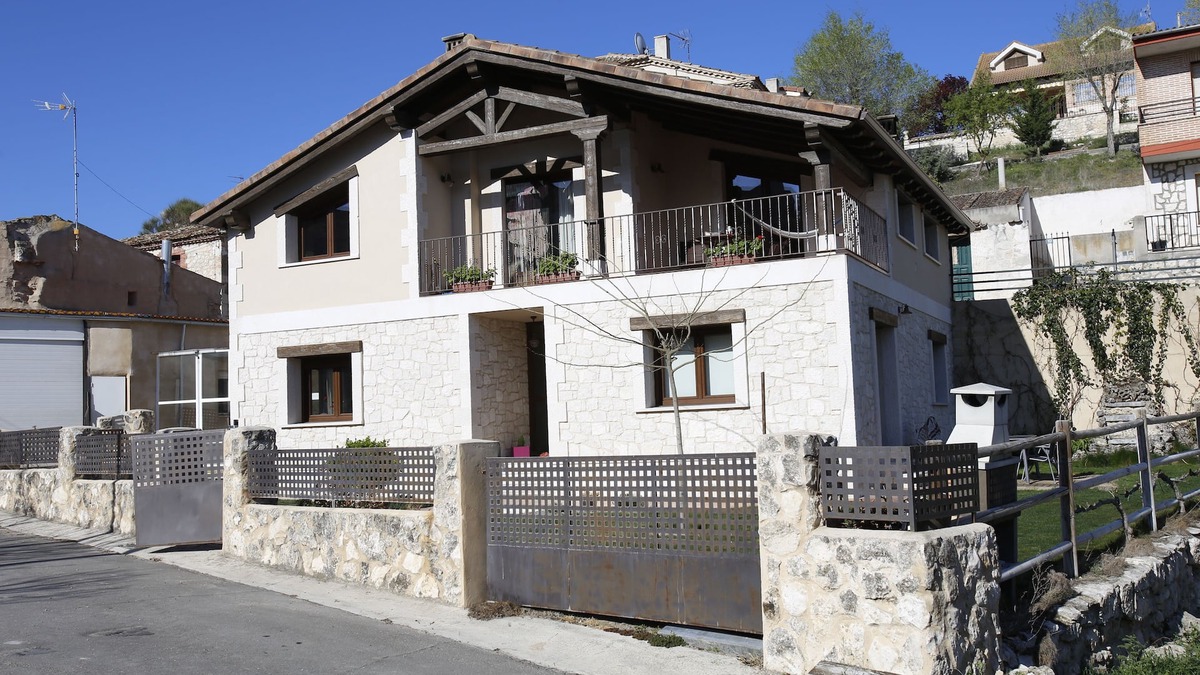 Fompedraza House | House in Fompedraza for 7/8 people in Ribera del Duero, near Peñafiel