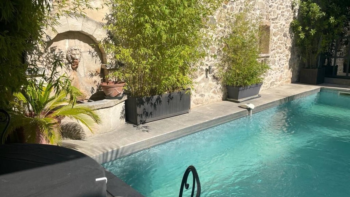 Maussane House | House in the heart of the village with swimming pool