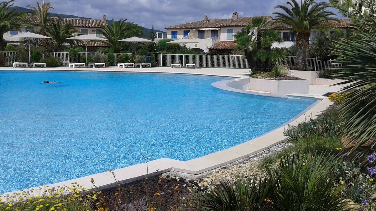 Roquebrune-sur-Argens Villa | House in a private luxury domain.an oasis of greenery!