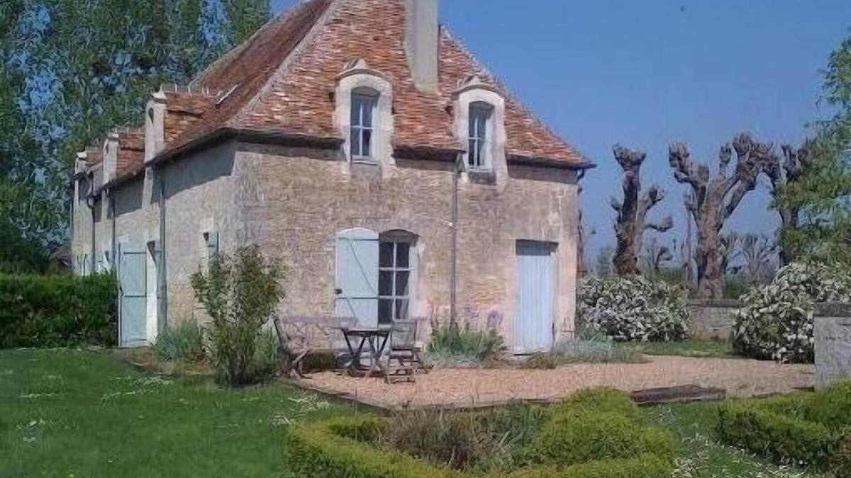 Saint-Pierre-du-Jonquet Cottage | House In Site Listed Historic Monuments In Saint Pierre du Jonquet