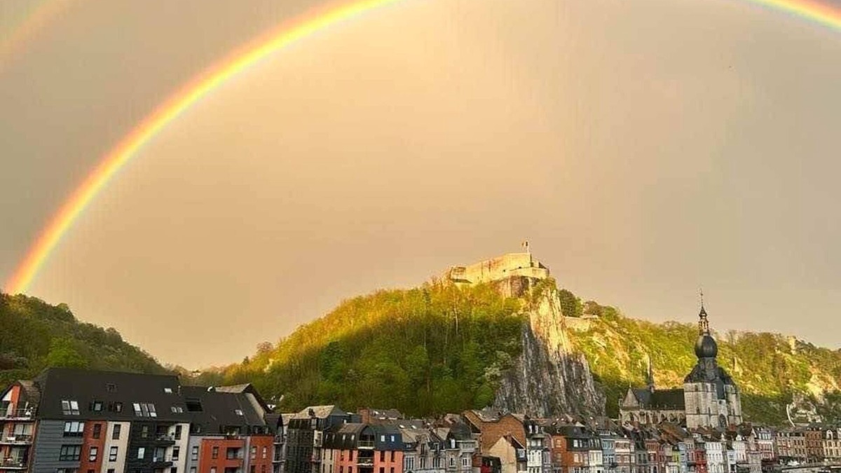 Dinant House | House in historic city center, near nature, beautiful view, sun terrace & garage