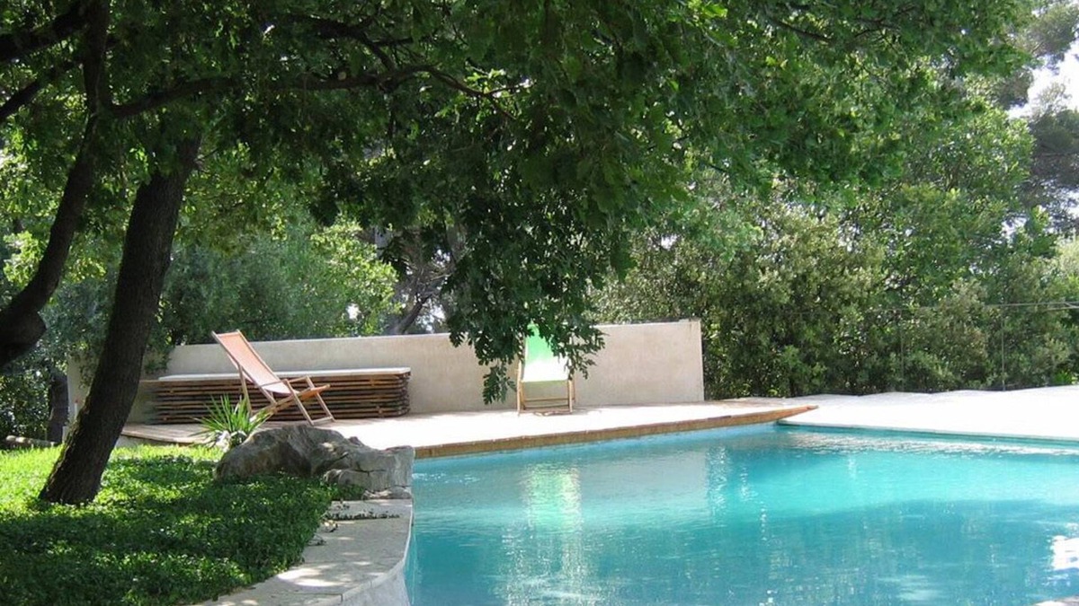 Ollioules House | House in Ollioules in the very quiet countryside with terrace and garden